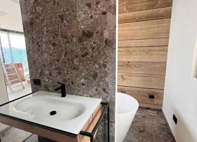 Carta da parati effetto legno per il bagno